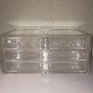 Sale for 25min!!!!!!!Clear makeup holder drawers!!